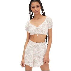 Aeropostale two-piece floral set - large